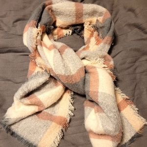 Torrid pink checkered blanket Scarf